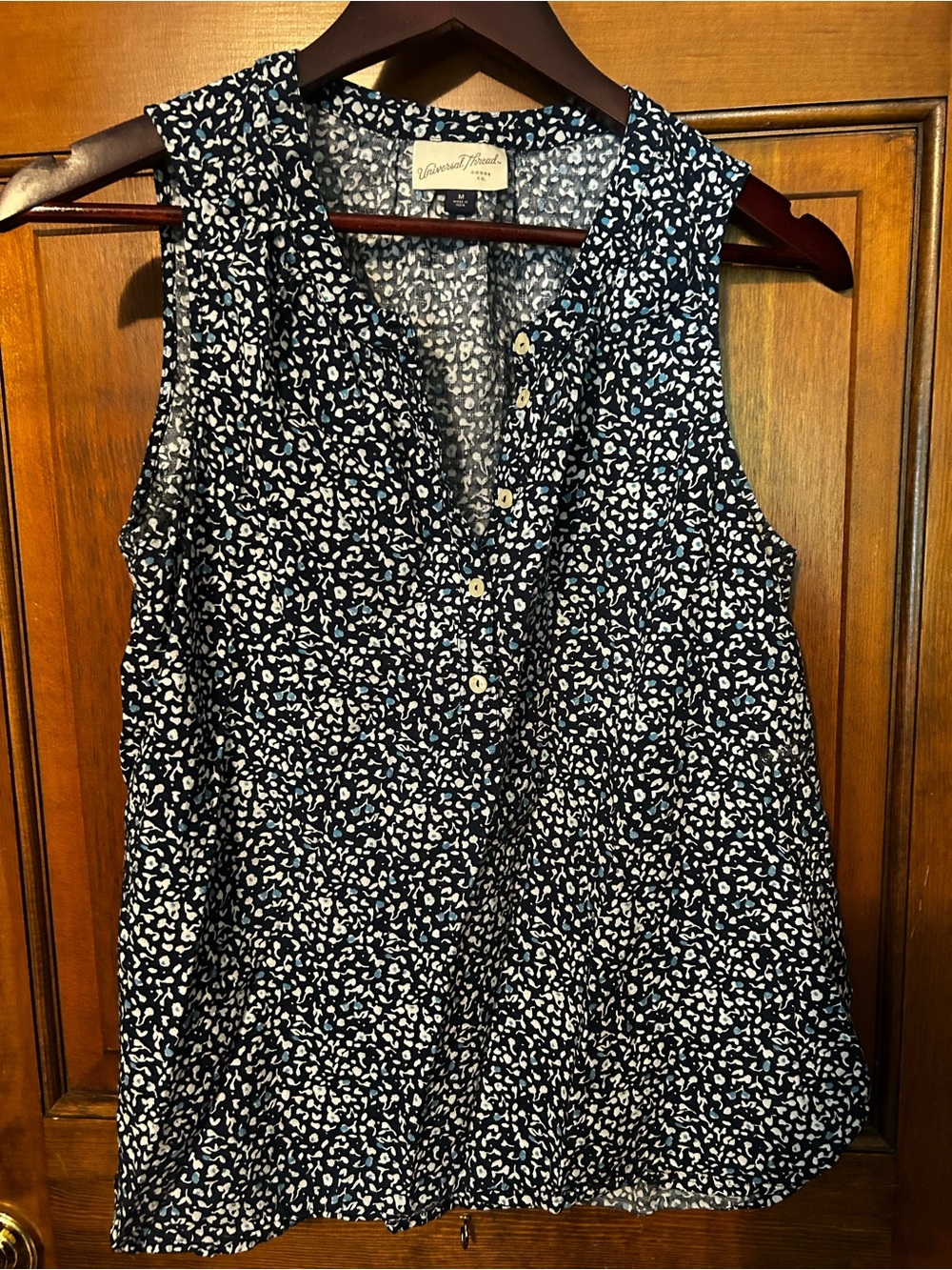 Universal Thread Navy and White Sleeveless Button-Front Camisole